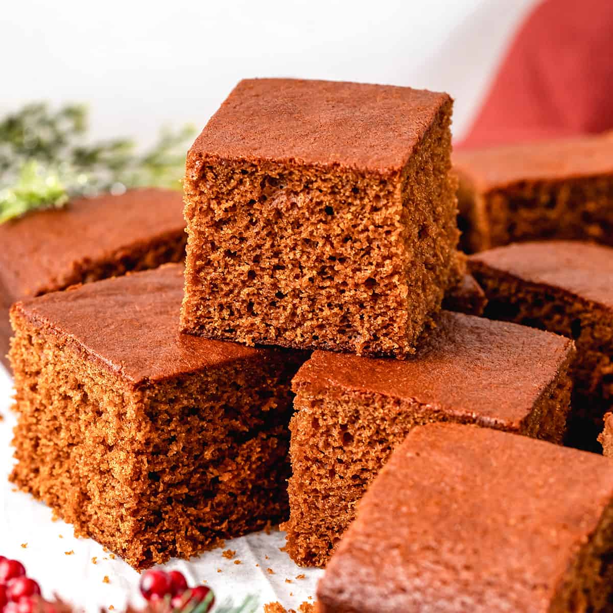 5 pieces of Gingerbread, one stacked on the rest