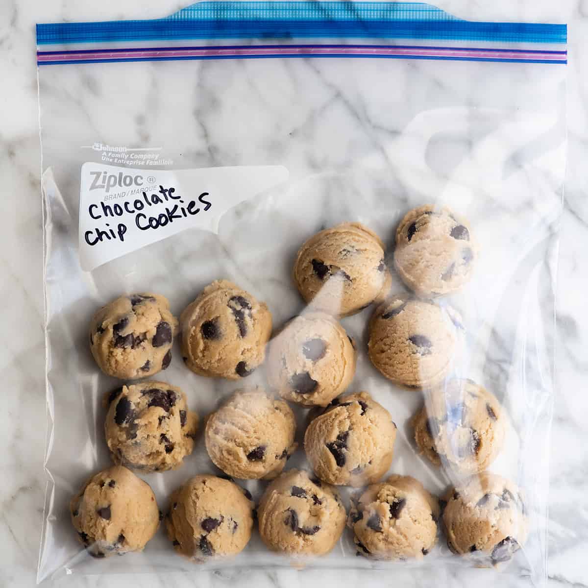Best Christmas Cookie Recipes - dough in a bag to be frozen