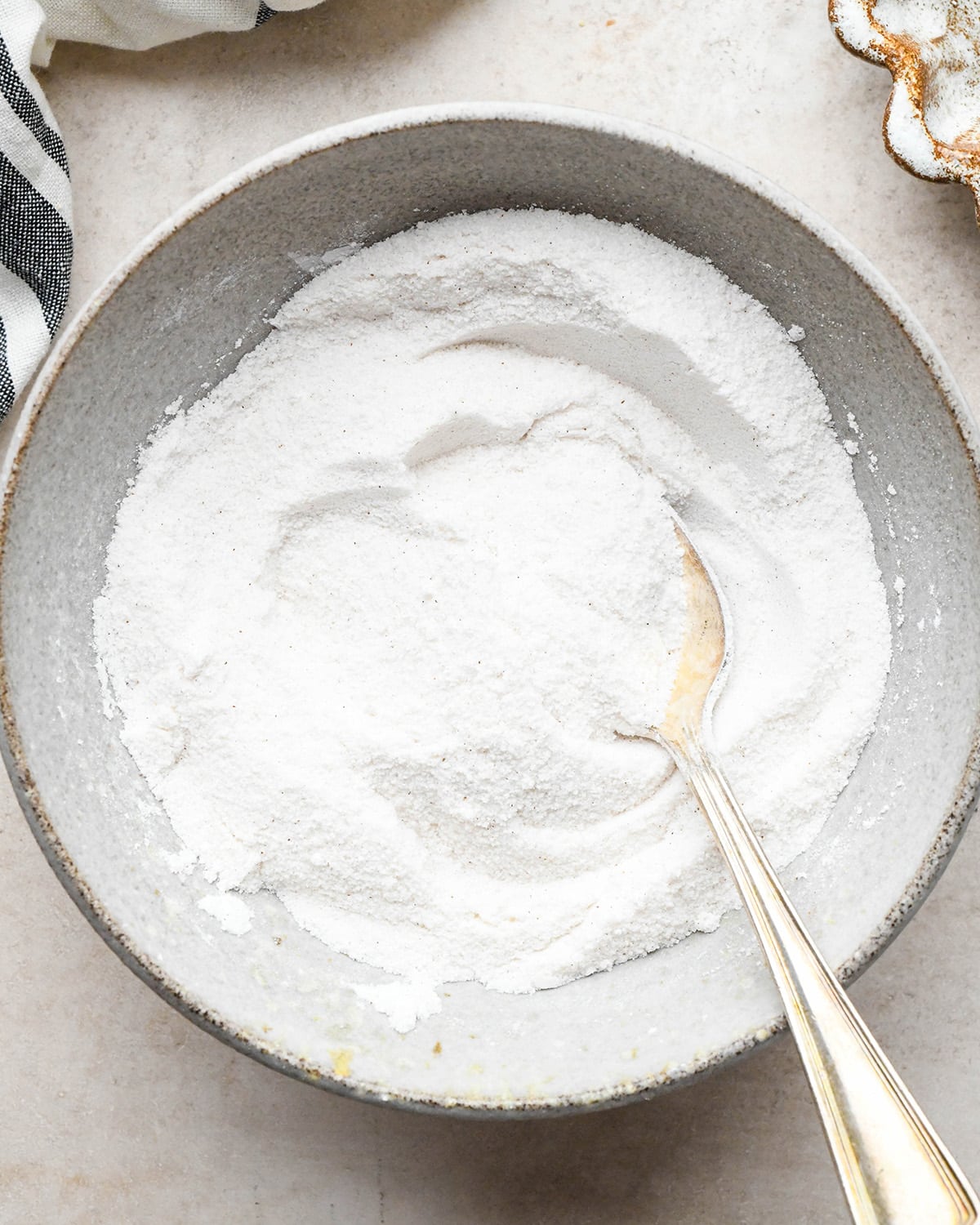 how to make Mixed Berry Pie - dry ingredients in a bowl after mixing