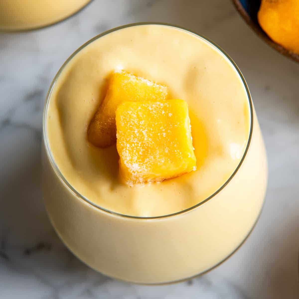 Healthy Breakfast Recipes mango smoothie