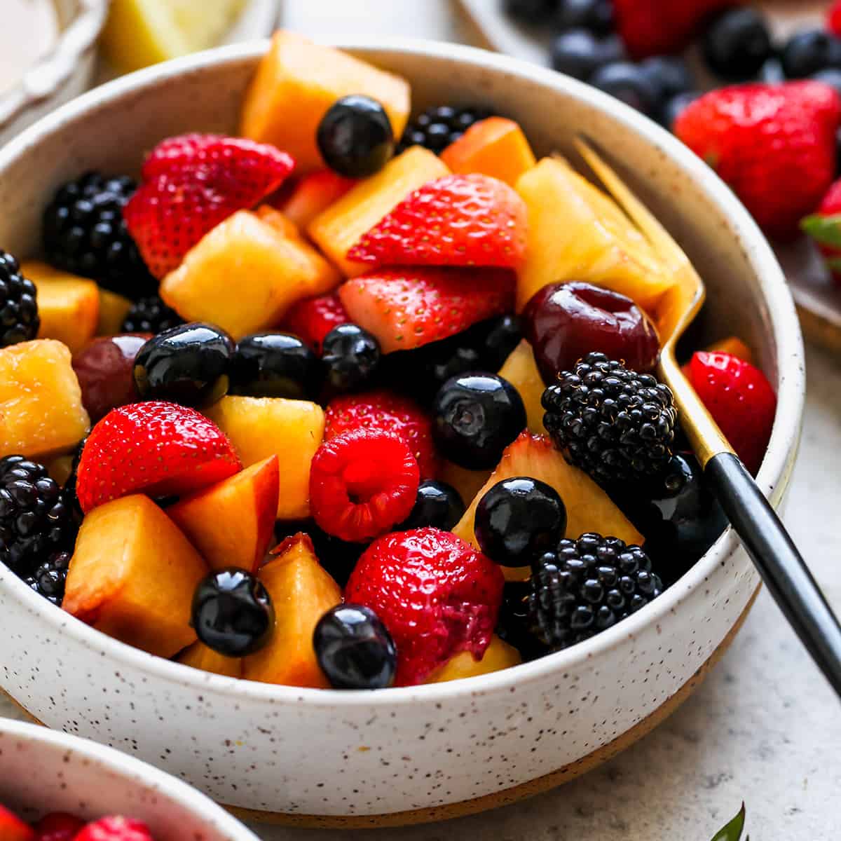 Healthy breakfast Ideas summer fruit salad