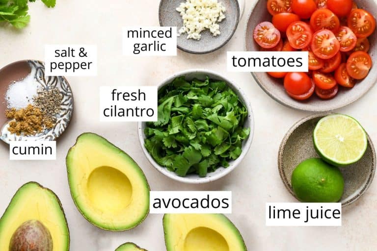 Easy Guacamole Recipe (5 Minutes) - JoyFoodSunshine