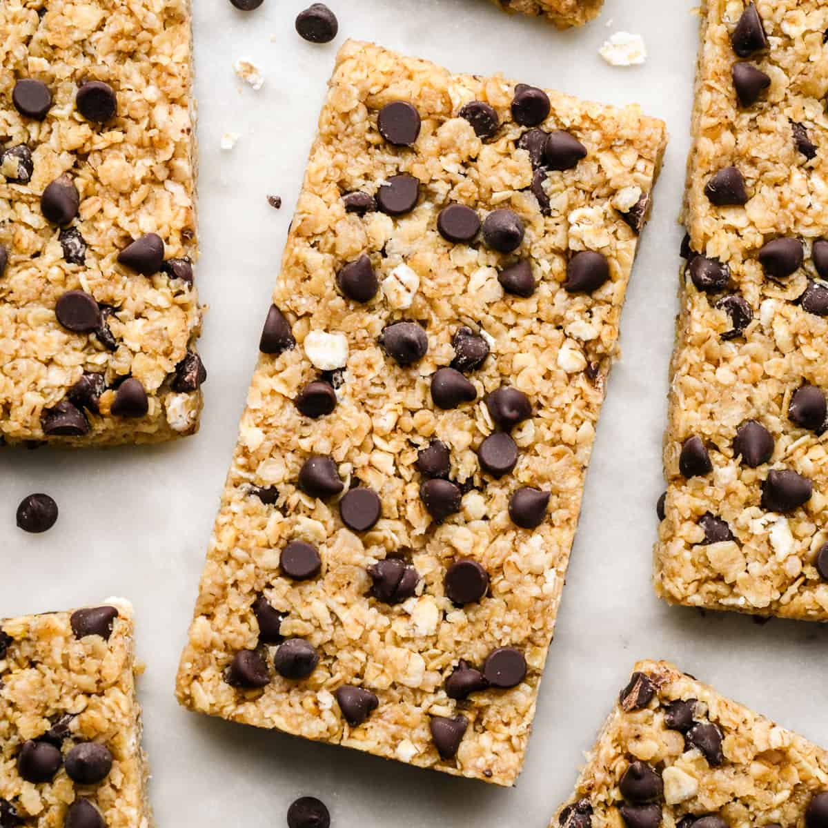 5 Homemade Granola Bars with chocolate chips