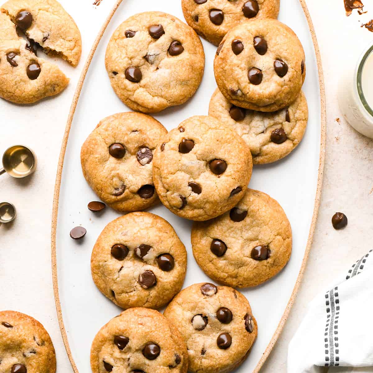 12 Vegan Chocolate Chip Cookies on a serving plate