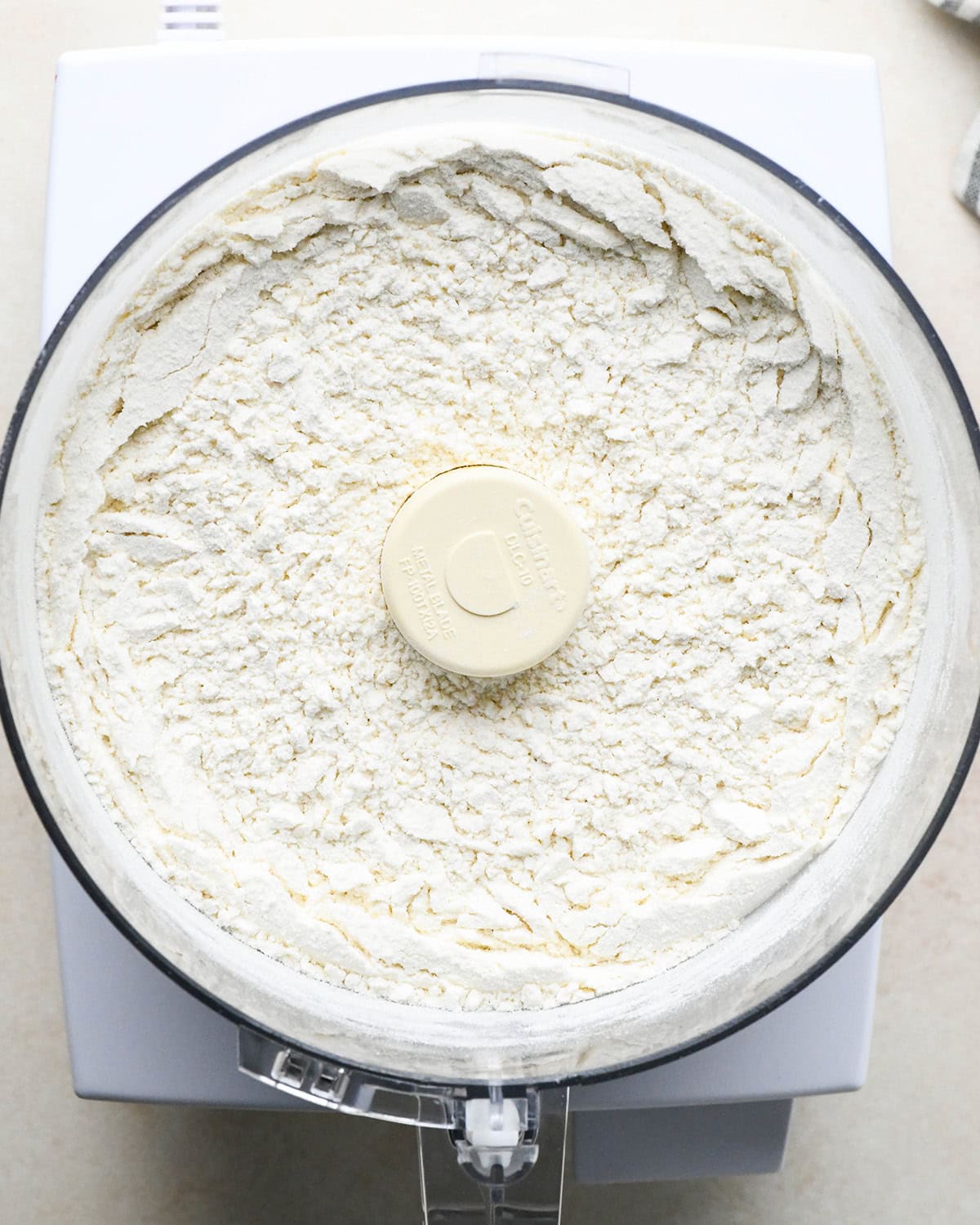 How to Make Quiche crust - dry ingredients in a food processor after mixing