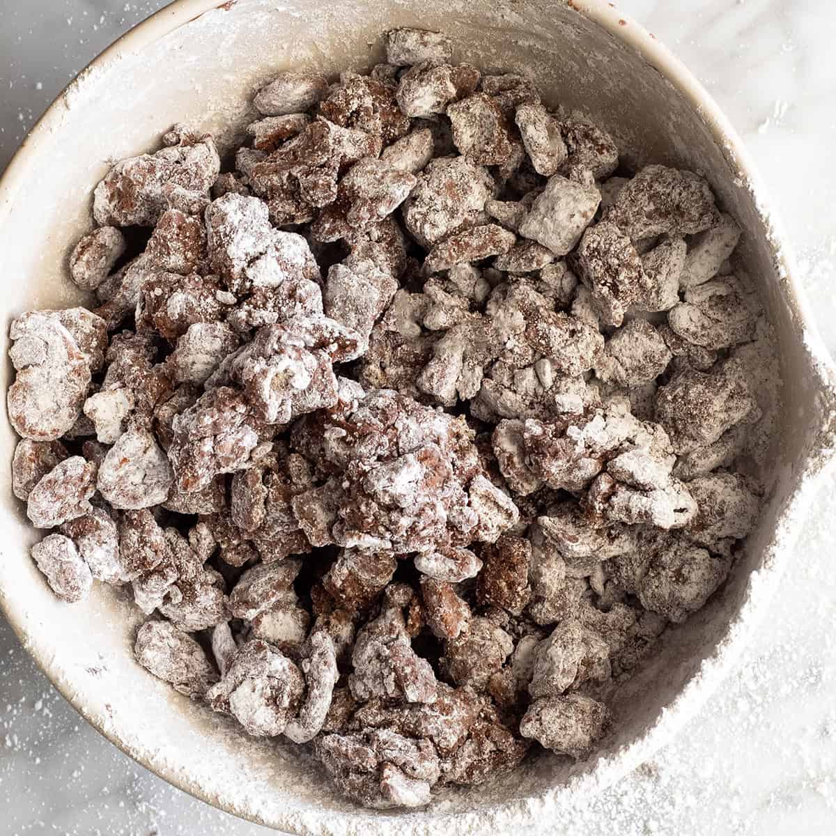 How to Make Puppy Chow - puppy chow after coating with powdered sugar