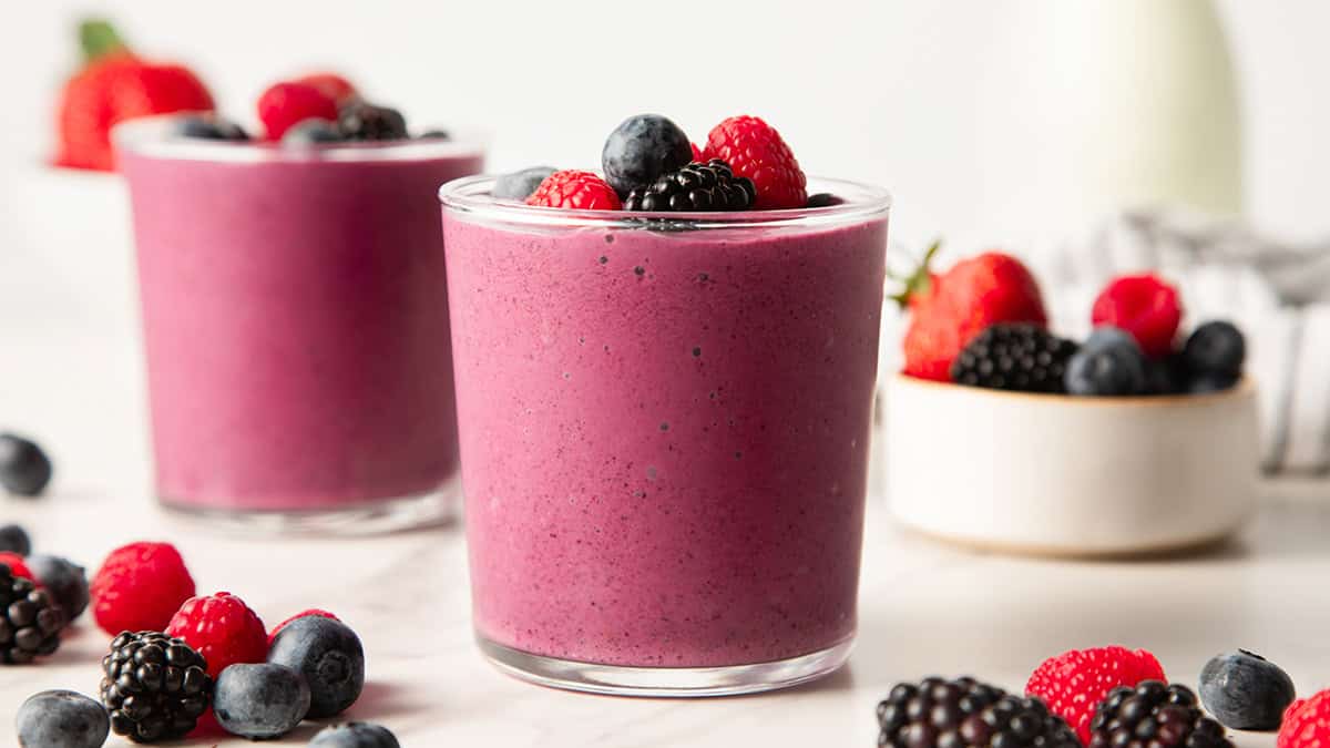 Greek Yogurt Smoothie - JoyFoodSunshine