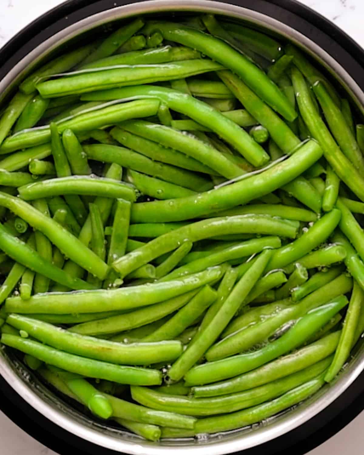 How to Make Sautéed Green Beans - blanching green beans in boiling water