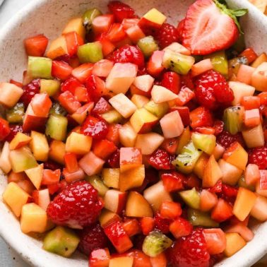 cropped-fruit-salsa-recipe-with-cinnamon-chips-20.jpg
