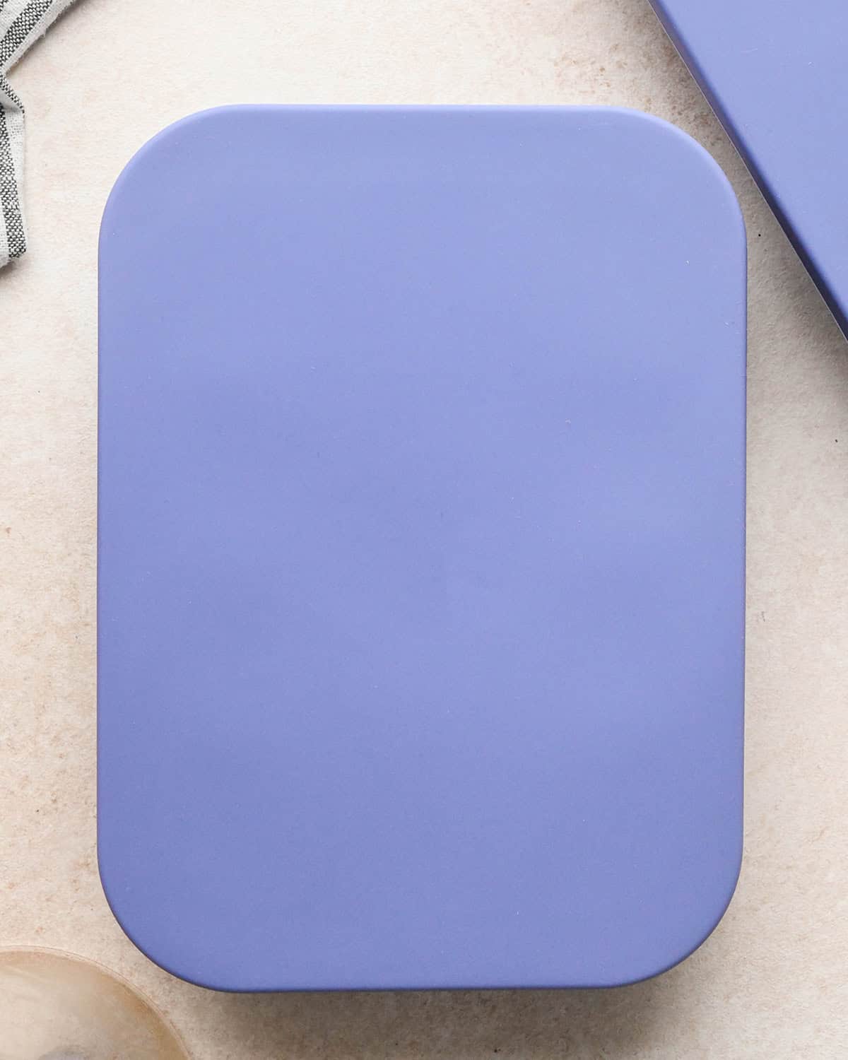 an ice cube tray with a lid on top