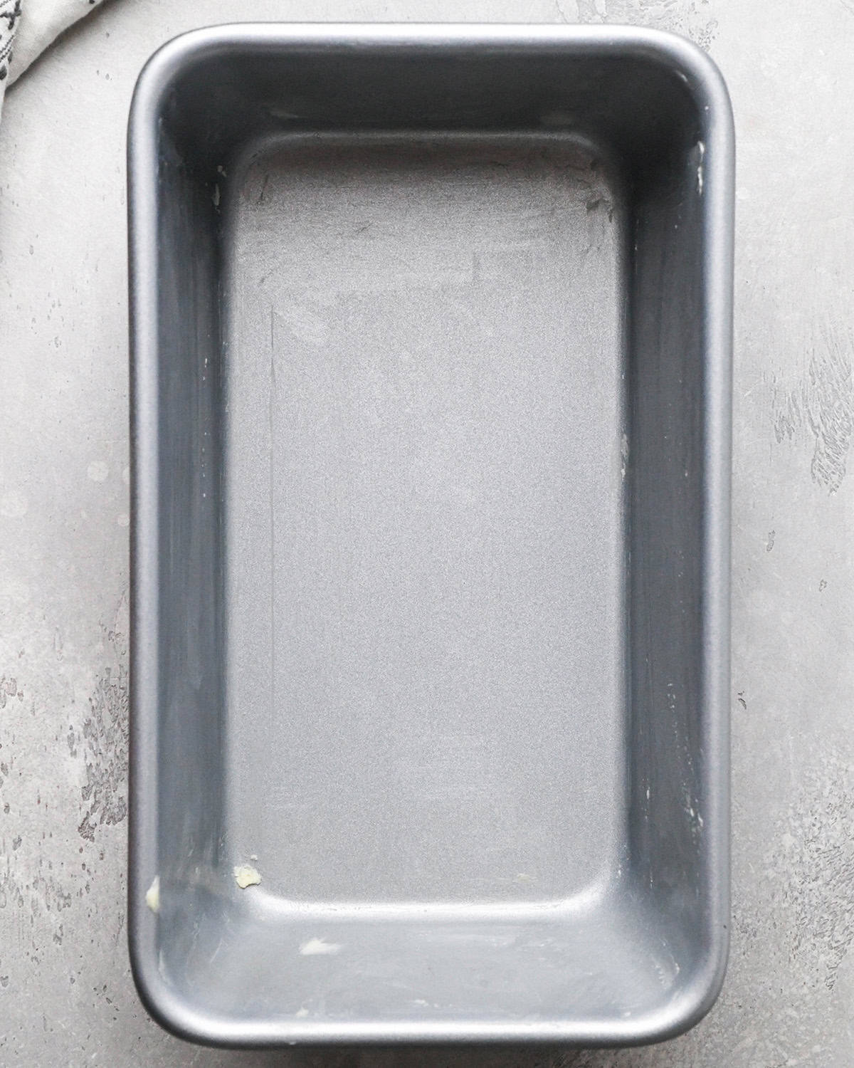 a greased 9x5" loaf pan
