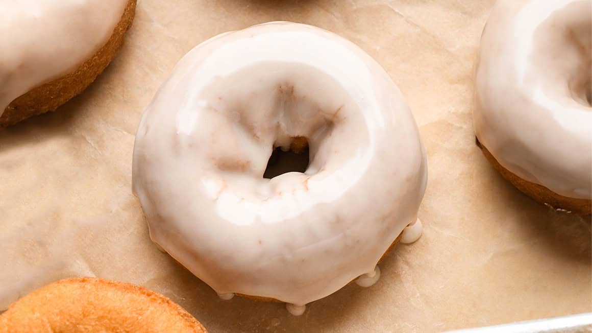 Vanilla Icing (Vanilla Glaze) - JoyFoodSunshine