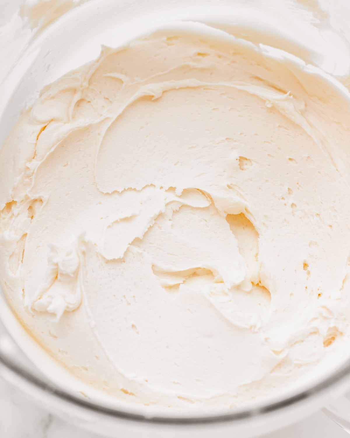 How to Make flag cake frosting - frosting in a bowl