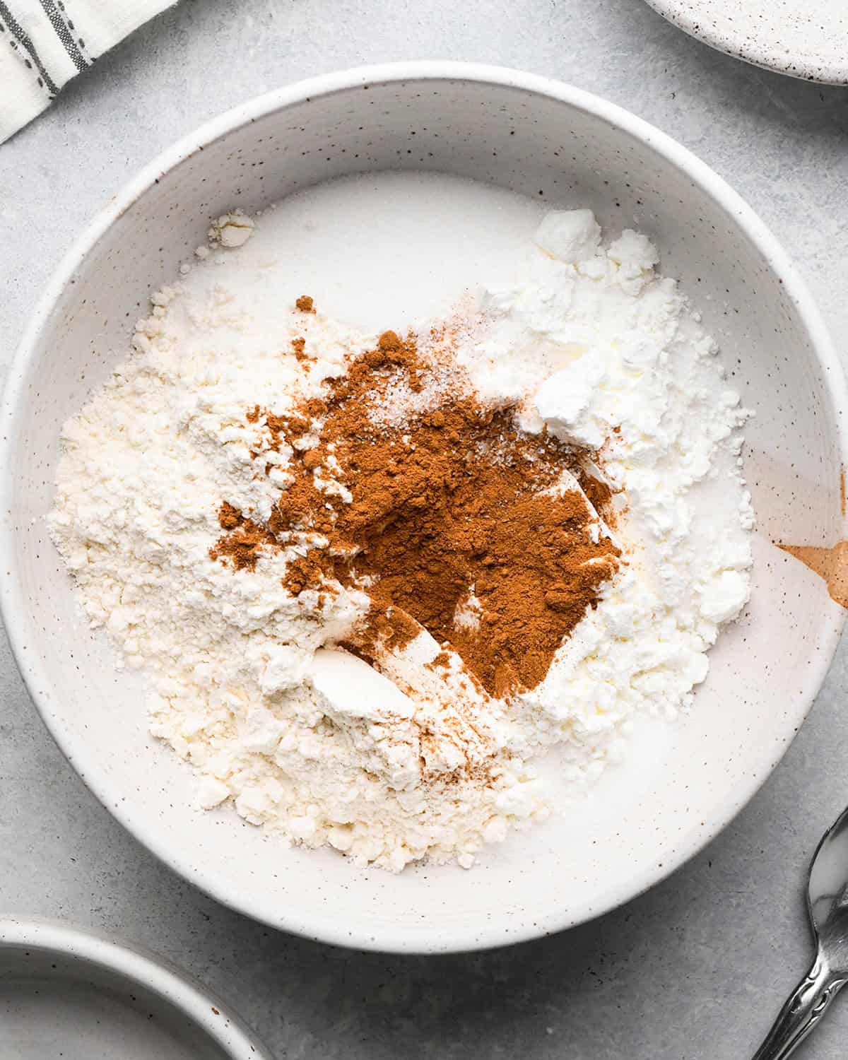How to Make Pear Pie - dry filling ingredients in a bowl before mixing
