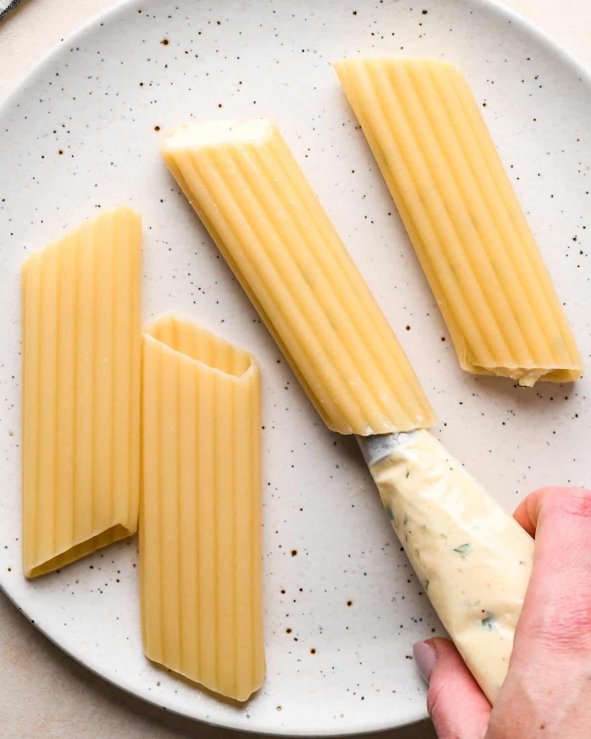 Stuffed Manicotti Recipe - JoyFoodSunshine, image size:1200x1500