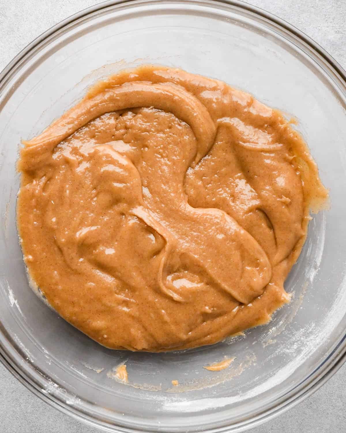 making snickerdoodle blondies - batter in a glass bowl